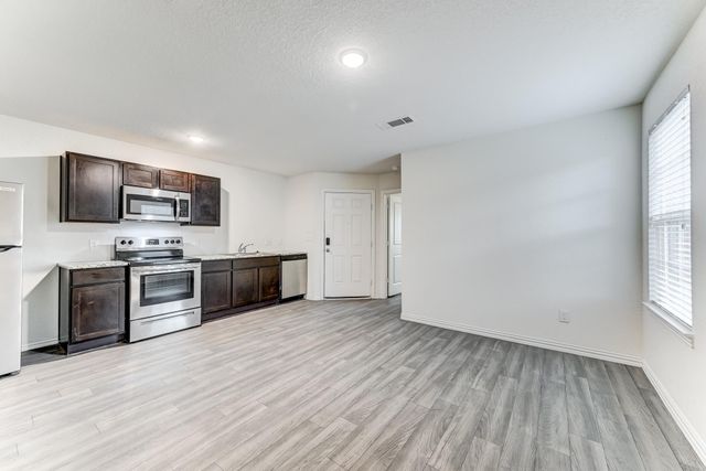 7925 Way Street, Houston, TX 77028