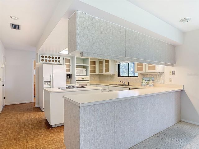 1066 CLUBHOUSE BOULEVARD, New Smyrna Beach, FL 32168