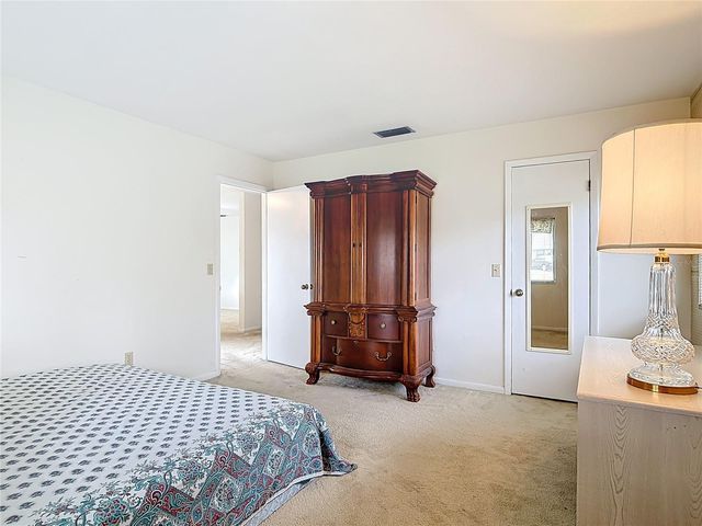 1066 CLUBHOUSE BOULEVARD, New Smyrna Beach, FL 32168