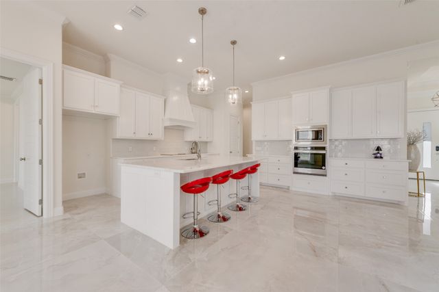 1424 Silent Springs Drive, Fort Worth, TX 76052