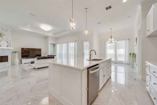 1424 Silent Springs Drive, Fort Worth, TX 76052