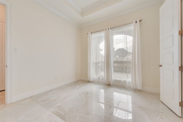 1424 Silent Springs Drive, Fort Worth, TX 76052