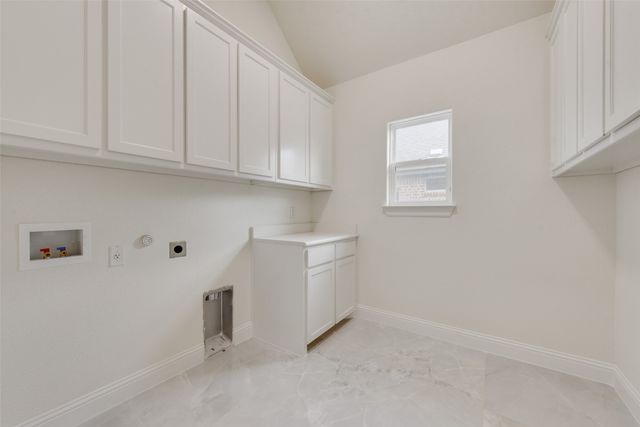 1424 Silent Springs Drive, Fort Worth, TX 76052