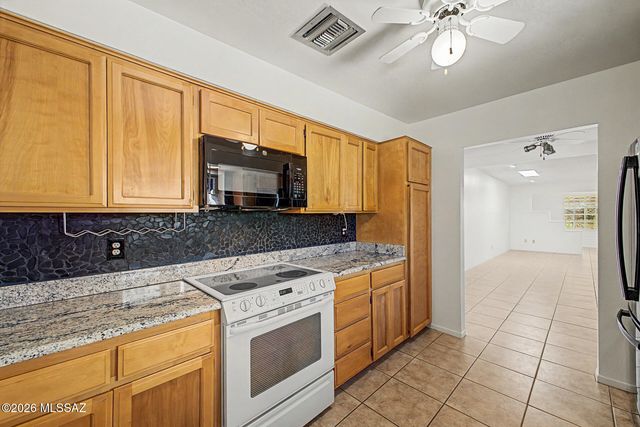 2264 E Camino Cancion, Tucson, AZ 85718