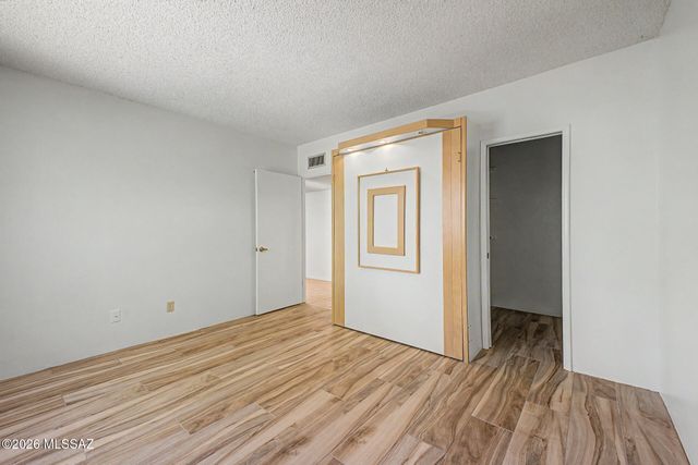 2264 E Camino Cancion, Tucson, AZ 85718