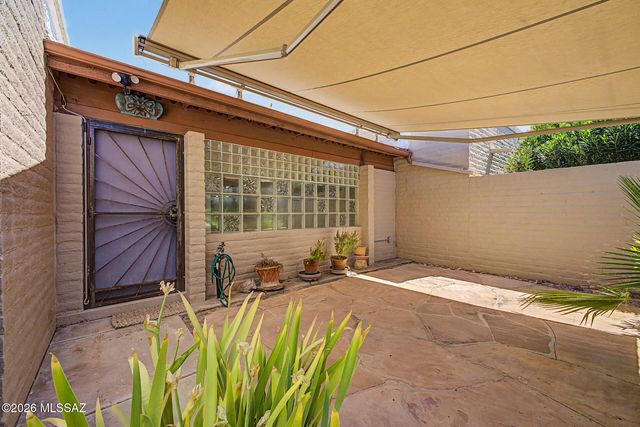 2264 E Camino Cancion, Tucson, AZ 85718