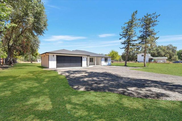 17809 Lasso Loop, Penn Valley, CA 95946