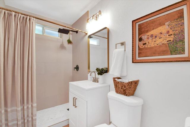 17809 Lasso Loop, Penn Valley, CA 95946