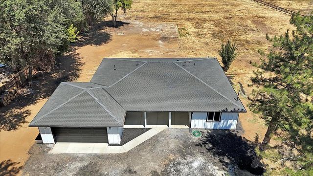 17809 Lasso Loop, Penn Valley, CA 95946