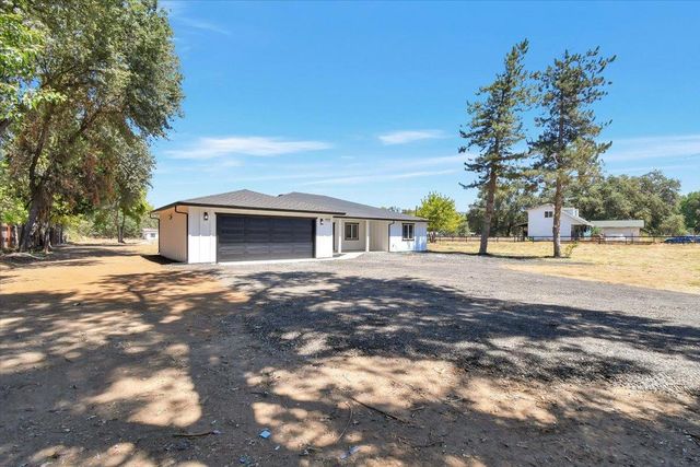 17809 Lasso Loop, Penn Valley, CA 95946