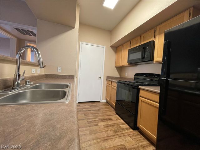 45 MALEENA MESA Street 1116, Henderson, NV 89074