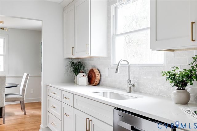 1514 Bexhill Rd, Henrico, VA 23229