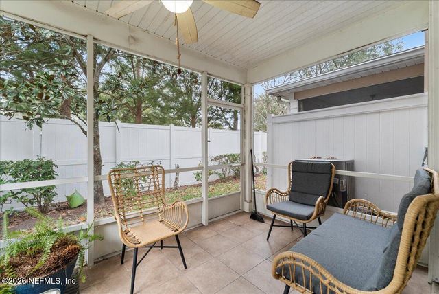 4134 CROWNWOOD Drive, Jacksonville, FL 32216