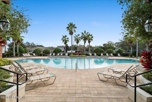 4134 CROWNWOOD Drive, Jacksonville, FL 32216