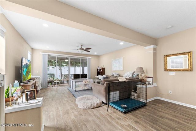 4134 CROWNWOOD Drive, Jacksonville, FL 32216