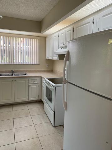 2641 SE 20th Ct 107-C, Homestead, FL 33035
