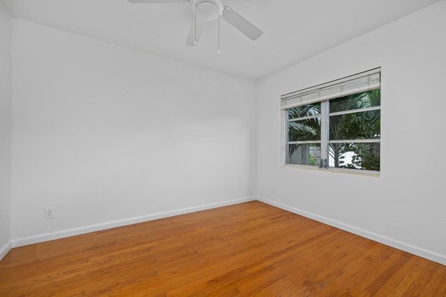 359 Ellamar Road, West Palm Beach, FL 33405