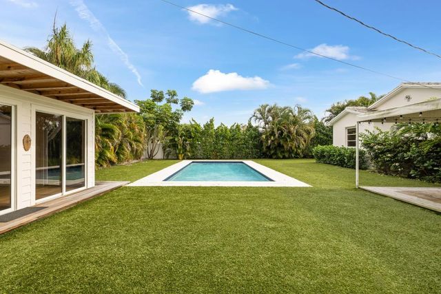 359 Ellamar Road, West Palm Beach, FL 33405