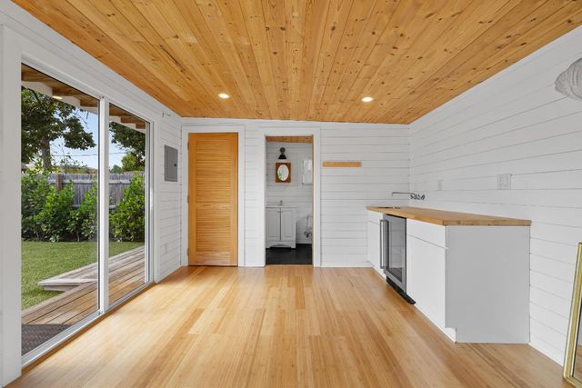 359 Ellamar Road, West Palm Beach, FL 33405