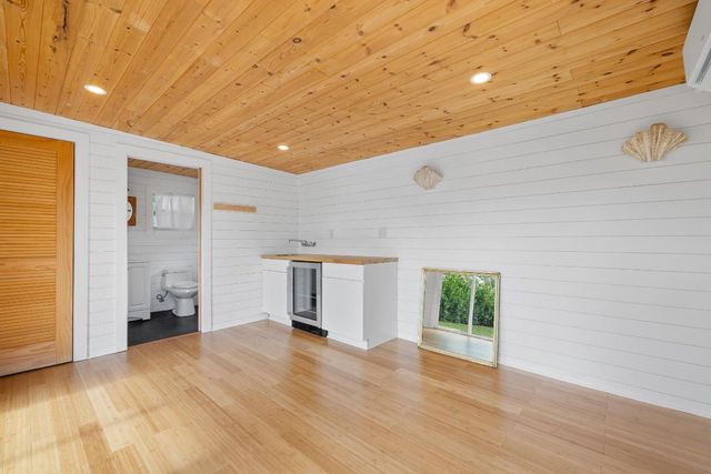 359 Ellamar Road, West Palm Beach, FL 33405