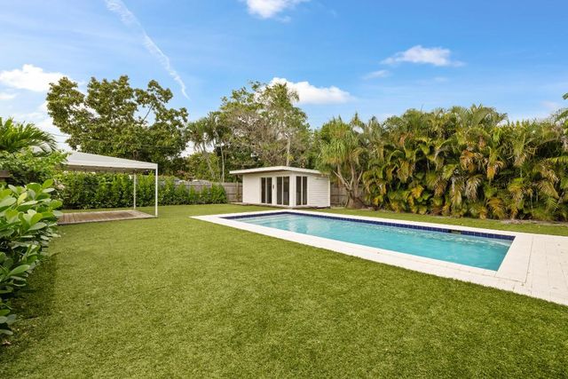 359 Ellamar Road, West Palm Beach, FL 33405