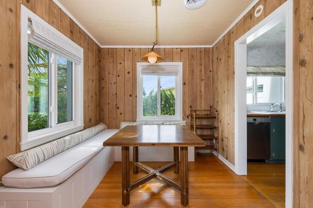 359 Ellamar Road, West Palm Beach, FL 33405