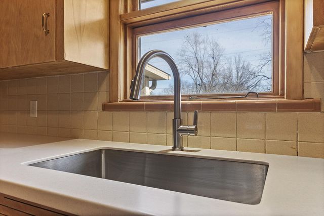 340 CROWN PT, Columbia, MO 65203