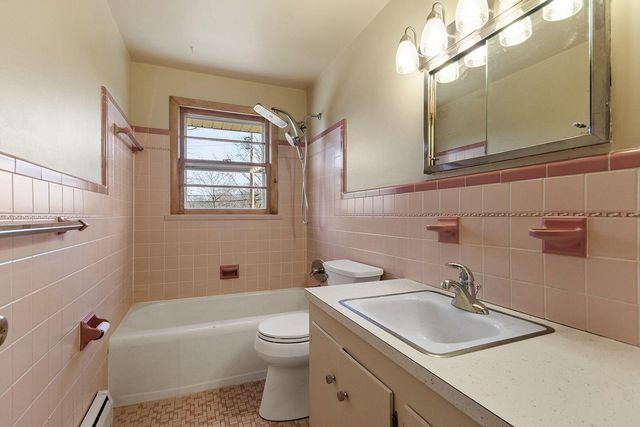 340 CROWN PT, Columbia, MO 65203