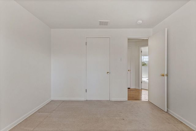 340 CROWN PT, Columbia, MO 65203