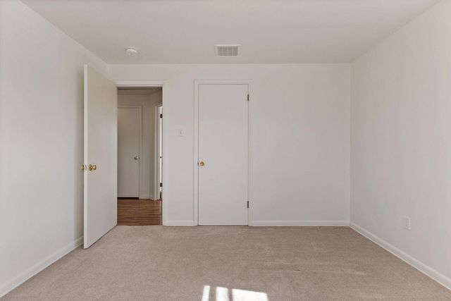 340 CROWN PT, Columbia, MO 65203