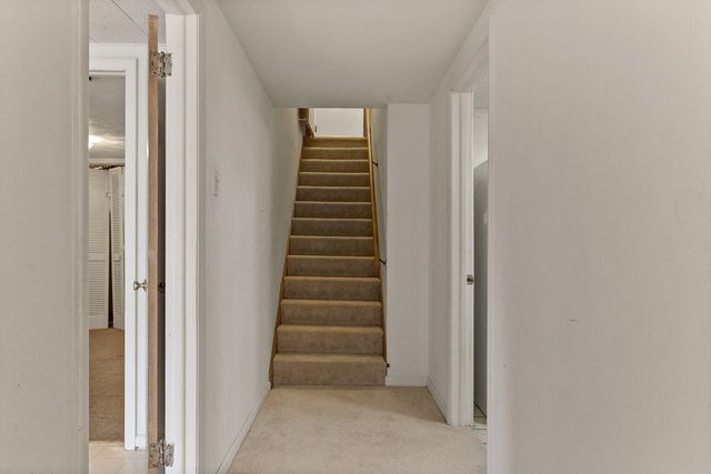 340 CROWN PT, Columbia, MO 65203