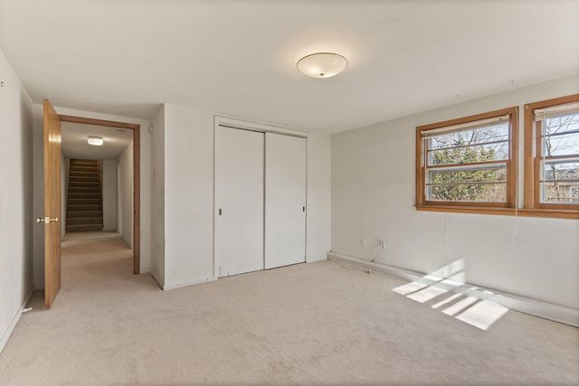 340 CROWN PT, Columbia, MO 65203