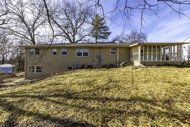 340 CROWN PT, Columbia, MO 65203