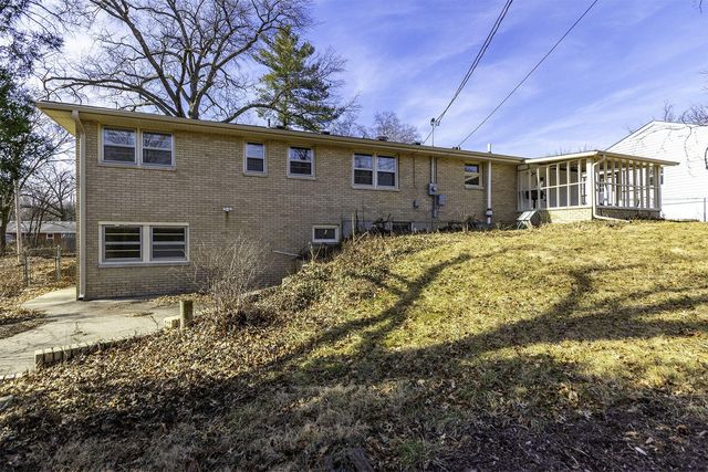 340 CROWN PT, Columbia, MO 65203