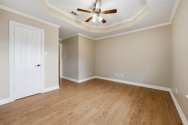 5527 Hunterwood Lane, Arlington, TX 76017