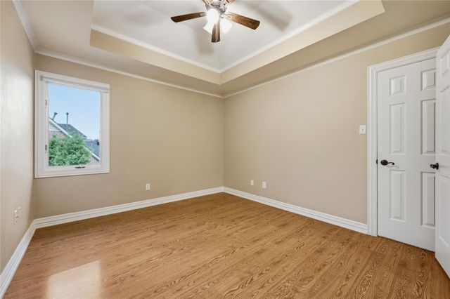 5527 Hunterwood Lane, Arlington, TX 76017