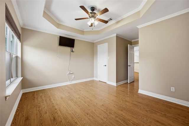 5527 Hunterwood Lane, Arlington, TX 76017