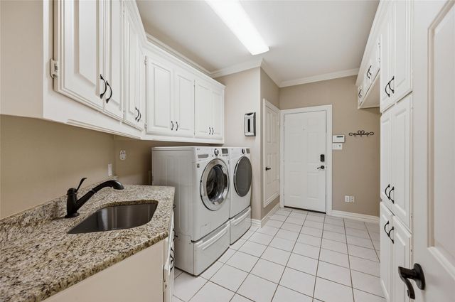 5527 Hunterwood Lane, Arlington, TX 76017