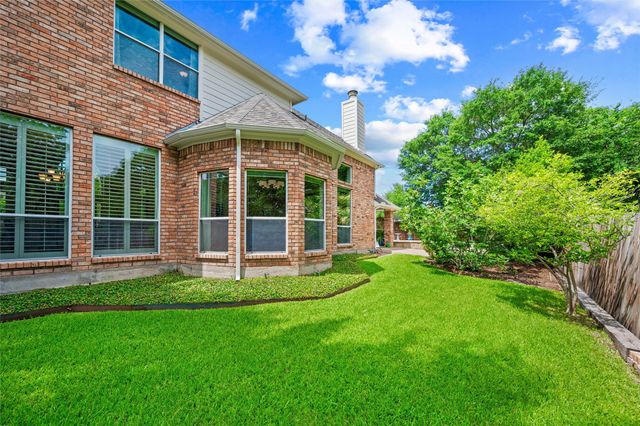 5527 Hunterwood Lane, Arlington, TX 76017