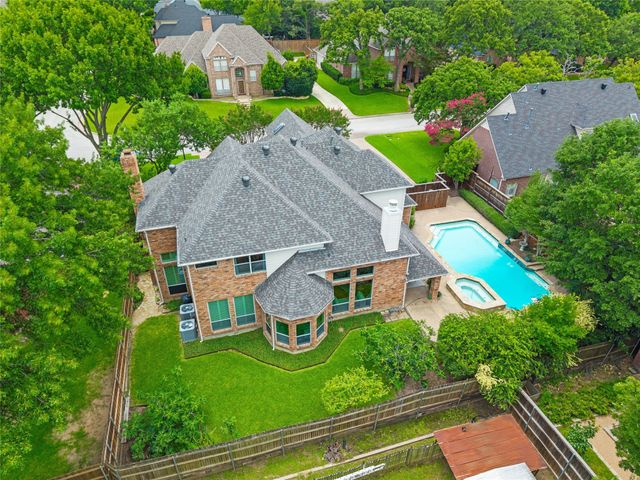 5527 Hunterwood Lane, Arlington, TX 76017