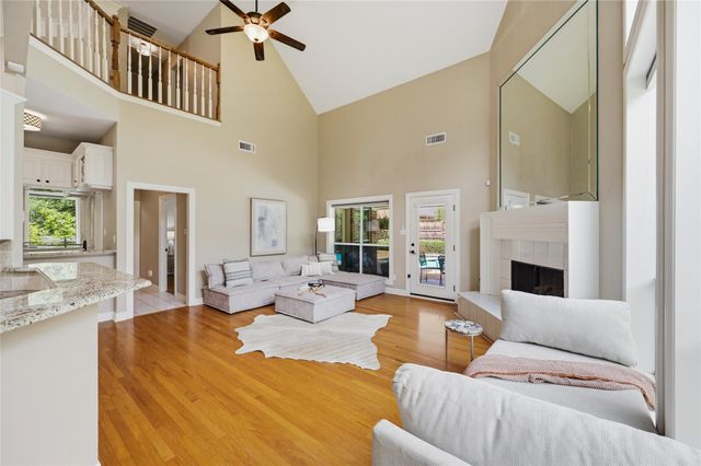 5527 Hunterwood Lane, Arlington, TX 76017