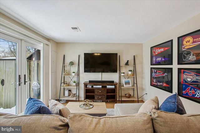 2909 EVERLEIGH WAY, Fairfax, VA 22031