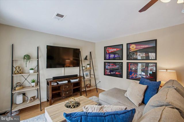 2909 EVERLEIGH WAY, Fairfax, VA 22031