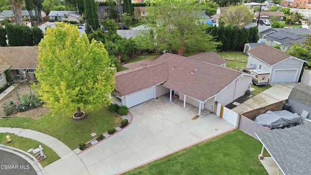 2077 Sebring Court, Simi Valley, CA 93065