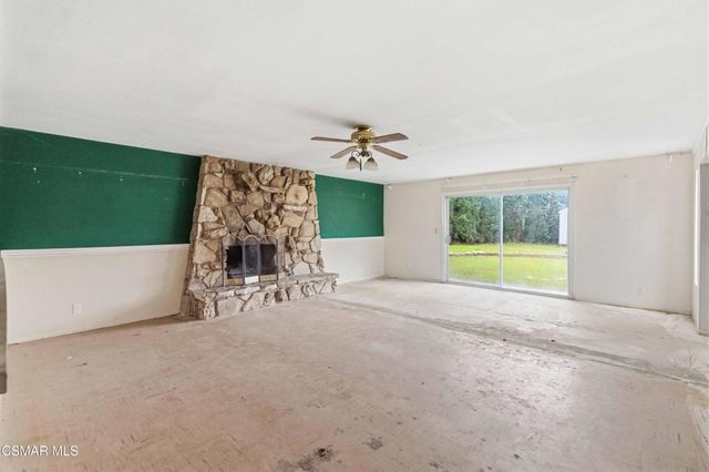 2077 Sebring Court, Simi Valley, CA 93065