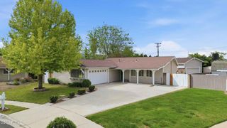2077 Sebring Court, Simi Valley, CA 93065