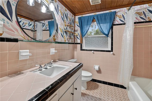 1601 Walnut Ave, Brunswick, GA 31520