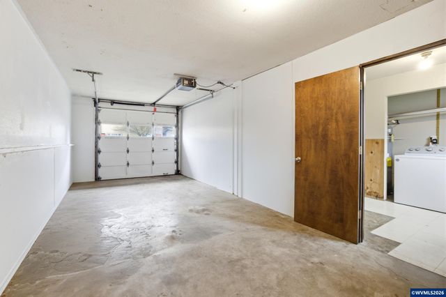 537 SE 26th Av, Albany, OR 97322