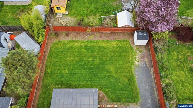 537 SE 26th Av, Albany, OR 97322