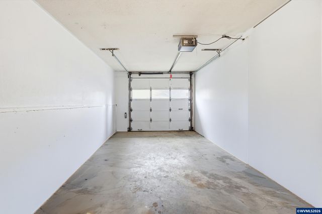 537 SE 26th Av, Albany, OR 97322